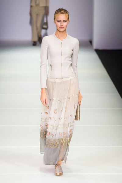 Bộ sưu tập Giorgio Armani lại tuần lễ thời trang Milan Spring 2015.