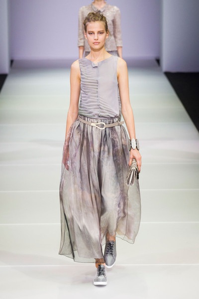Bộ sưu tập Giorgio Armani lại tuần lễ thời trang Milan Spring 2015.