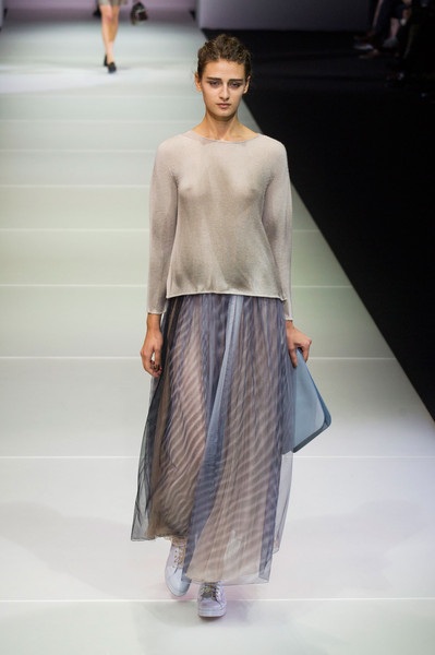 Bộ sưu tập Giorgio Armani lại tuần lễ thời trang Milan Spring 2015.