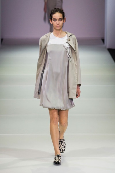 Bộ sưu tập Giorgio Armani lại tuần lễ thời trang Milan Spring 2015.