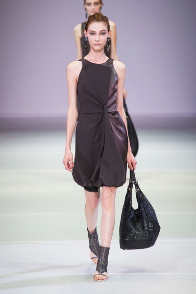 Bộ sưu tập Giorgio Armani lại tuần lễ thời trang Milan Spring 2015.