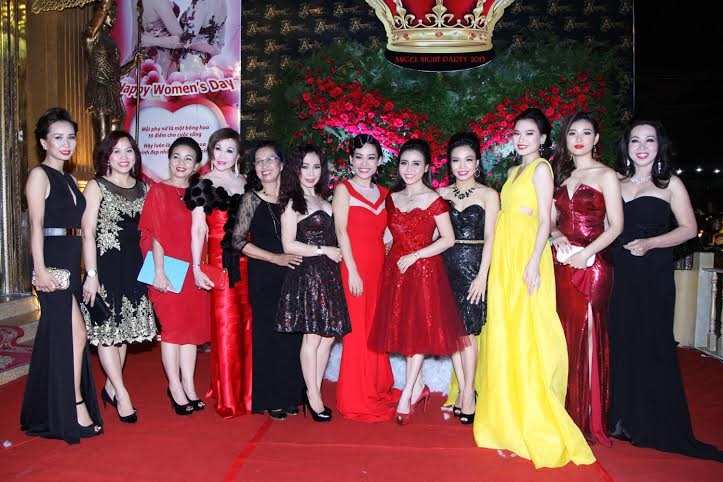 Doanh nhân và “sao” Việt khoe sắc tại Angel Night Party 2015 - 2 Doanh nhân và “sao” Việt khoe sắc tại Angel Night Party 2015