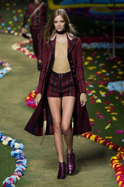 Bộ sưu tập của Tommy Hilfiger  - 2 Bộ sưu tập của Tommy Hilfiger tại New York Fashion Week Spring 2015