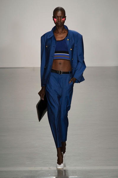Bộ sưu tập thời trang của Vivienne Westwood - 1 BST của Vivienne Westwood tại London Fashion Week Spring 2015