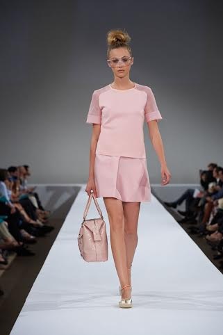 BST mới của Longchamp - Cảm hứng từ thể thao - 1 Những sắc màu tươi sáng trong BST Ready- to – wear Xuân Hè 2015 của Longchamp