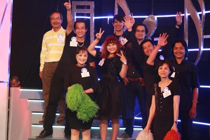 Nhạc sĩ Lê Quang: “Lên sân khấu là khó ai kiểm soát được mình!” - 2 Nhạc sĩ Lê Quang: “Lên sân khấu là khó ai kiểm soát được mình!”