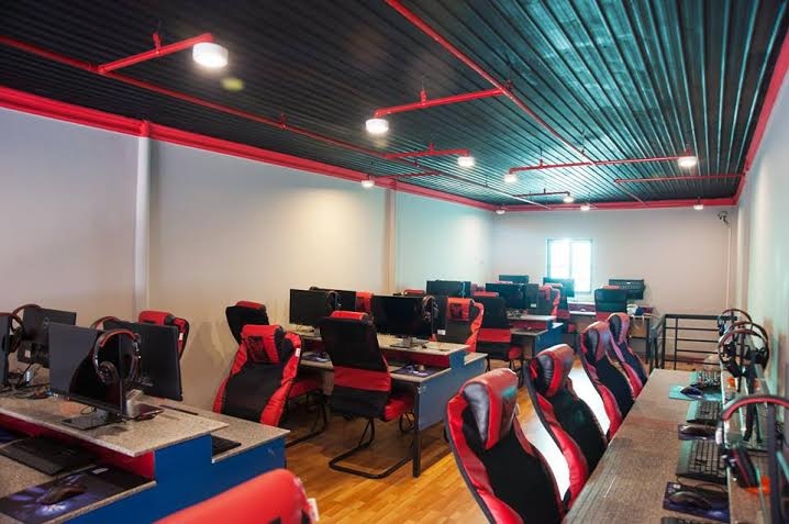 Phòng game Center tại Gia Lai - Địa điểm hấp dẫn dành cho game thủ - 1 Phòng game Center tại Gia Lai - Địa điểm hấp dẫn dành cho game thủ