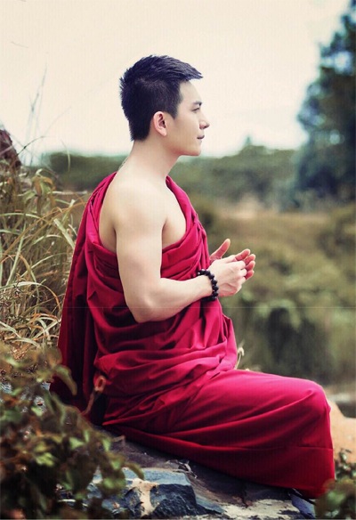 Ca sĩ Hùng Thanh ra mắt album nhạc Phật giáo