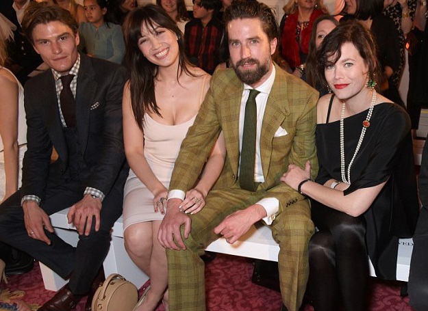 Siêu mẫu Anh quyến rũ mọi góc nhìn - 12 Daisy Lowe