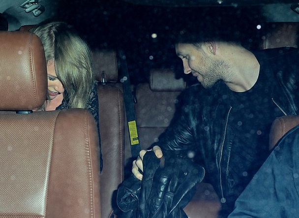 Taylor Swift công khai đi chơi với “tình mới” - 10 Taylor Swif