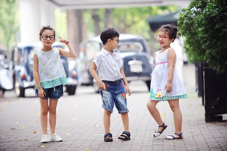 Ngắm bộ ảnh street style đáng yêu dành cho các bé - 1 Những đứa trẻ của chúng tôi