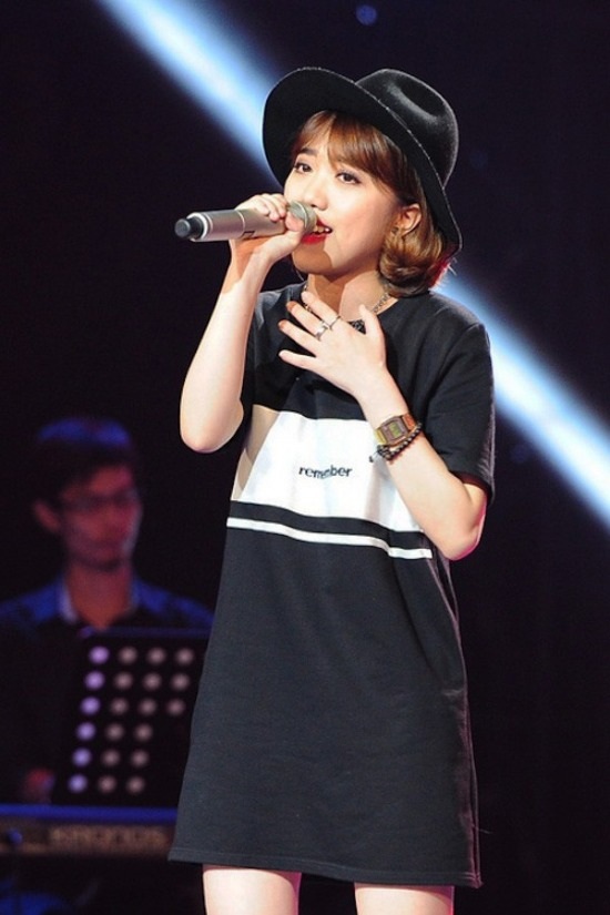 Giọng hát Việt 2015: "Cô hạt tiêu" Phùng Khánh Linh và chiếc tủ quần áo huyền thoại - 1 Giọng hát Việt 2015: Cô hạt tiêu Phùng Khánh Linh và chiếc tủ quần áo huyền thoại