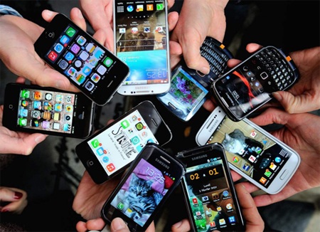 Điện thoại cơ bản, liệu còn đất sống? - 1 Điện thoại cơ bản, liệu còn đất sống?