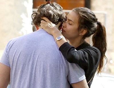 Irina Shayk say đắm bên bạn trai mới - 3 VN