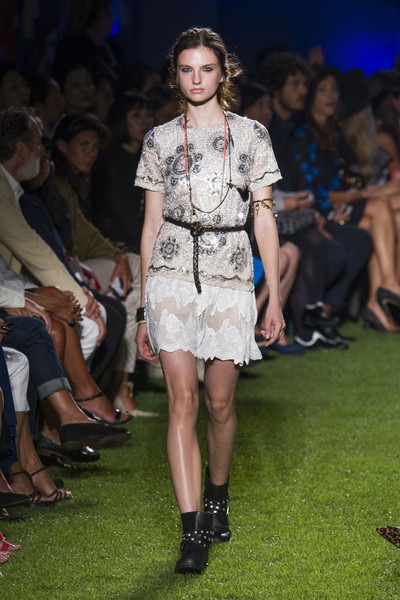 Nữ tính Blugirl - 1 BST của Blugirl tại tuần lễ thời trang Milan Spring 2015