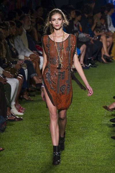 Nữ tính Blugirl - 21 BST của Blugirl tại tuần lễ thời trang Milan Spring 2015