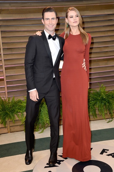 Behati Prinsloo và Adam Levine - Cặp đôi đẹp của Hollywood - 3 Tháng 3 năm 2014