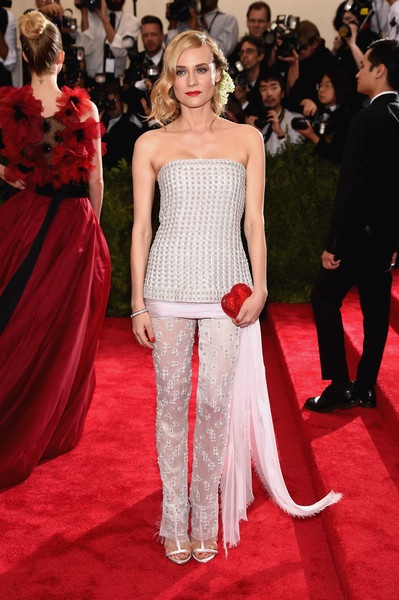Cher trẻ đẹp không kém mỹ nữ phim Troy - 10 Diane Kruger và Cher
