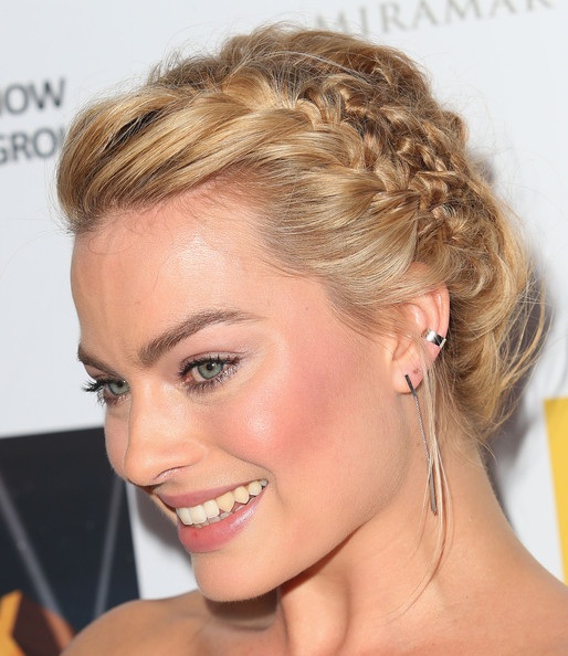 Những kiểu tóc đầy quyến rũ của “sao” - 3 Margot Robbie