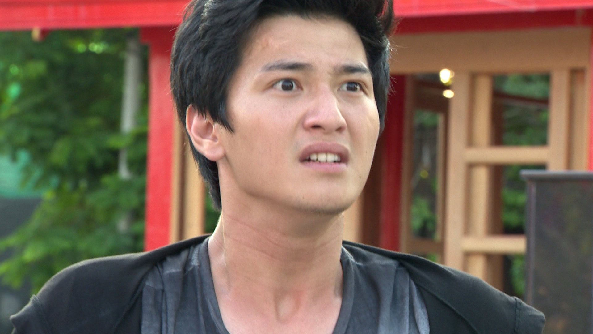 Huỳnh Anh tức giận vì Nathan Lee cố tình “câu giờ”? - 2 Huỳnh Anh tức giận vì Nathan Lee cố tình “câu giờ”?