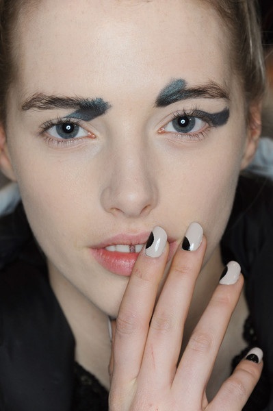 Những mẫu nail ấn tượng