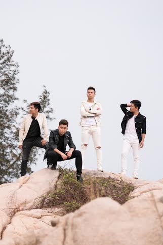 Oplus “sống đúng chất”