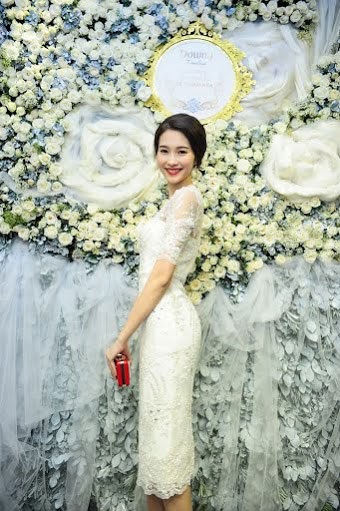 Đặng Thu Thảo đọ sắc với các người đẹp trong dạ tiệc của Lê Thanh Hòa - 7 Đặng Thu Thảo đọ sắc với các người đẹp trong dạ tiệc của Lê Thanh Hòa