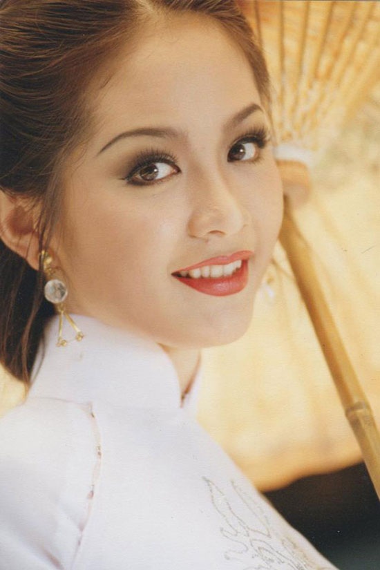 Hoa hậu bí ẩn nhất Việt Nam lộ diện sau 20 năm - 2 Hoa hậu bí ẩn nhất Việt Nam lộ diện sau 20 năm