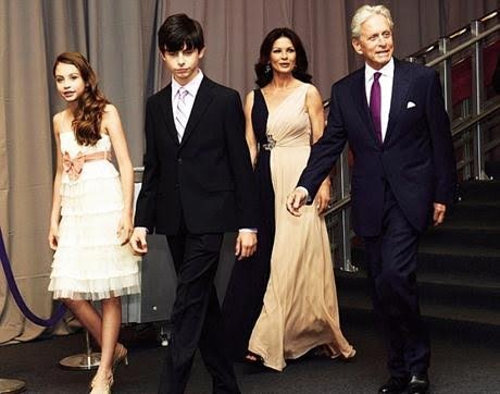 Nam diễn viên giờ đây rất hạnh phúc bên gia đình