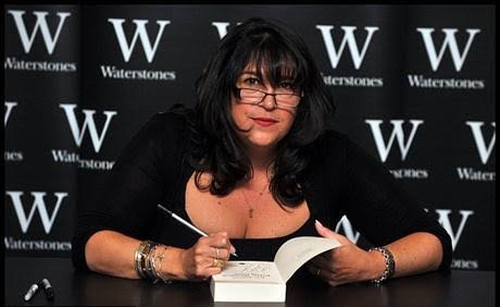 Nữ văn sĩ đã kiếm được bộn tiền trong những năm qua