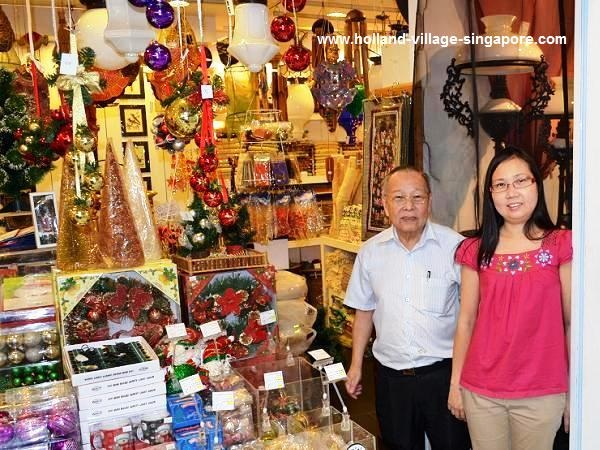 Trải nghiệm Chinatown khi trời vừa hừng sáng để cảm nhận không khí tấp nập đặc trưng của nơi đây