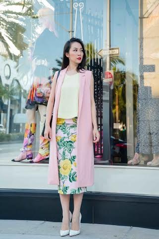 Linh Nga nổi bật trên đường phố Mỹ - 3 KL