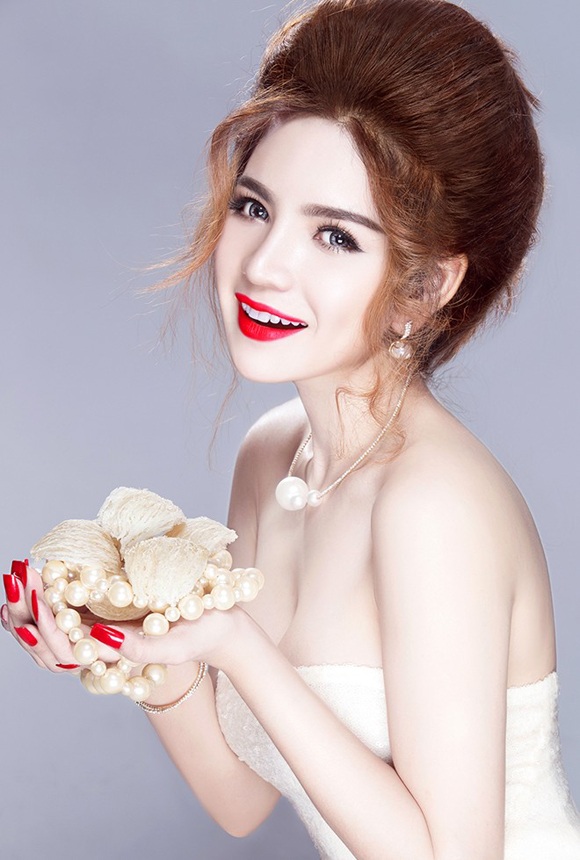 Hot girl Vy Marya ngày càng quyến rũ - 6 ...khi lại sang trọng, lôi cuốn.