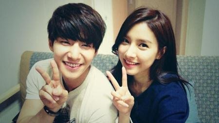 Những cặp đôi mà người hâm mộ mong ngóng “phim giả tình thật” - 2 Song Jae Rim và Kim So Eun trông như một cặp đôi thật sự