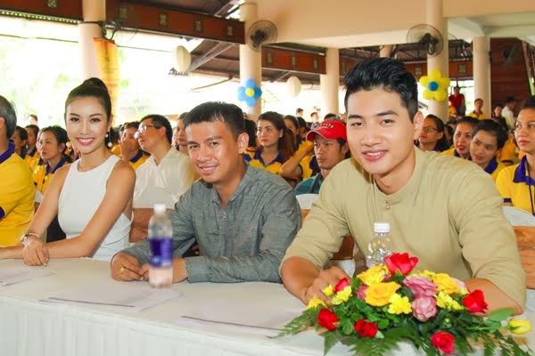 Thúy Vân đang cố gắng hết mình cho cuộc thi Hoa hậu Quốc tế 2015 - 4 Tại cuộc thi sắc đẹp