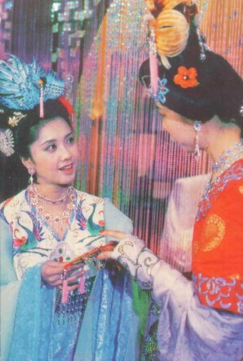 Nhan sắc 3 nàng Tây Lương Nữ Vương đẹp nhất màn ảnh - 2 Nàng Tây Lương nữ Vương của Chu Lâm đã trở thành kinh điển