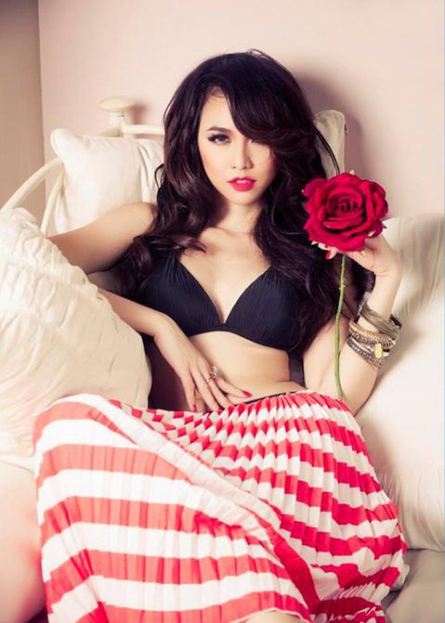 7 cô bồ nóng bỏng của cầu thủ Việt - 17 Cặp đôi đã chia tay trong âm thầm từ năm 2012