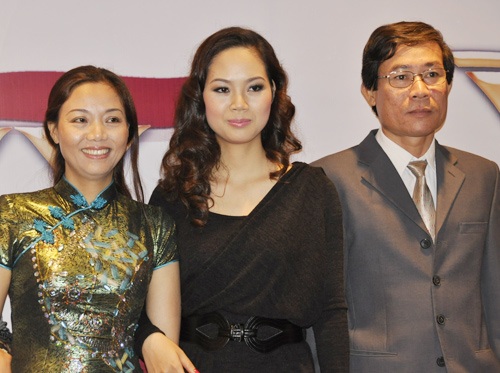 Đọ nhan sắc của các mẹ Hoa Hậu Việt