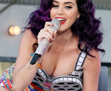 Hành trình “in ra tiền” của Katy Perry - 2 Ngôi sao tự tin trên trang bìa của Forbes