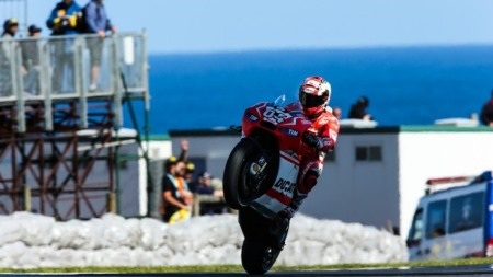 Pole thứ 12 cho nhà đương kim vô địch Marquez