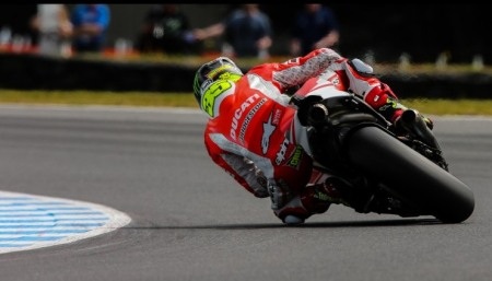 Pole thứ 12 cho nhà đương kim vô địch Marquez
