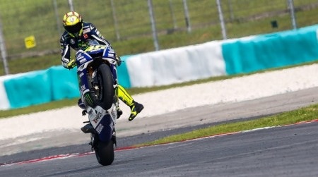 Dani Pedrosa gục ngã trong ngày Repsol Honda Team đăng quang