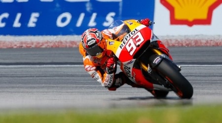 Marquez phá vỡ kỉ lục pole trong một mùa giải