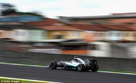 Chiến thắng tuyệt đối trong ngày đua phân hạng của Nico Rosberg