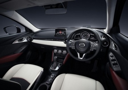 Mazda CX-3 lộ diện trước giờ G