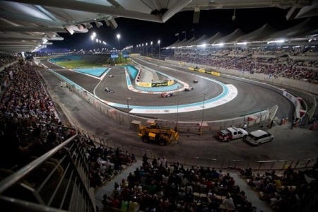 Nico Rosberg giành lợi thế trong chặng đua cuối