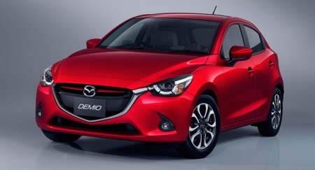 Xe Mazda2 tại Nhật Bản có tên là Demio,
trước nay chỉ có bản hatchback