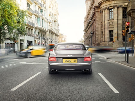 Bentley Hà Nội khuyến mại sốc mừng năm mới 2015 - 3 Bentley Hà Nội khuyến mại sốc mừng năm mới 2015
