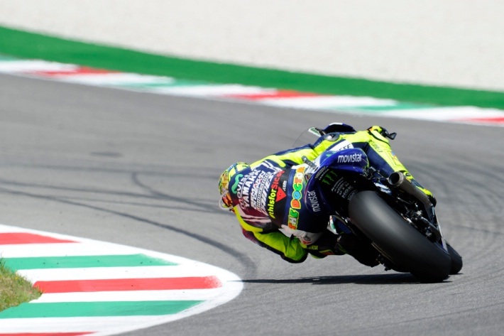 Những hình ảnh ấn tượng của mùa giải MotoGP 2014 (1) - 25 Valentino
Rossi thi đấu ấn tượng tại sân nhà