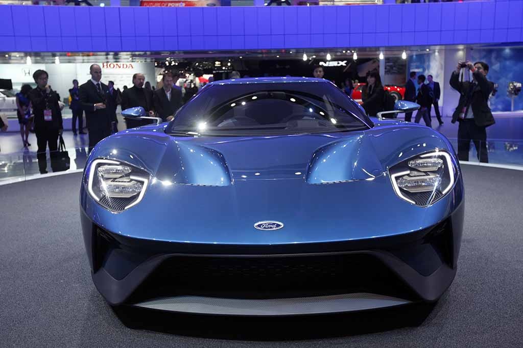 Ford ra mắt siêu xe GT - 2 Việt Hưng